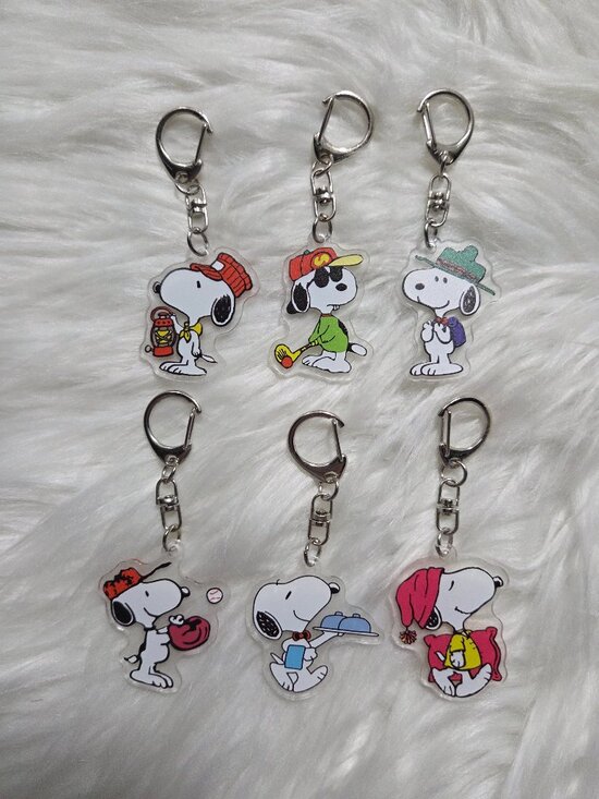 Peanuts Accessories - Peanuts Snoopy Character Set of 6 Keychain